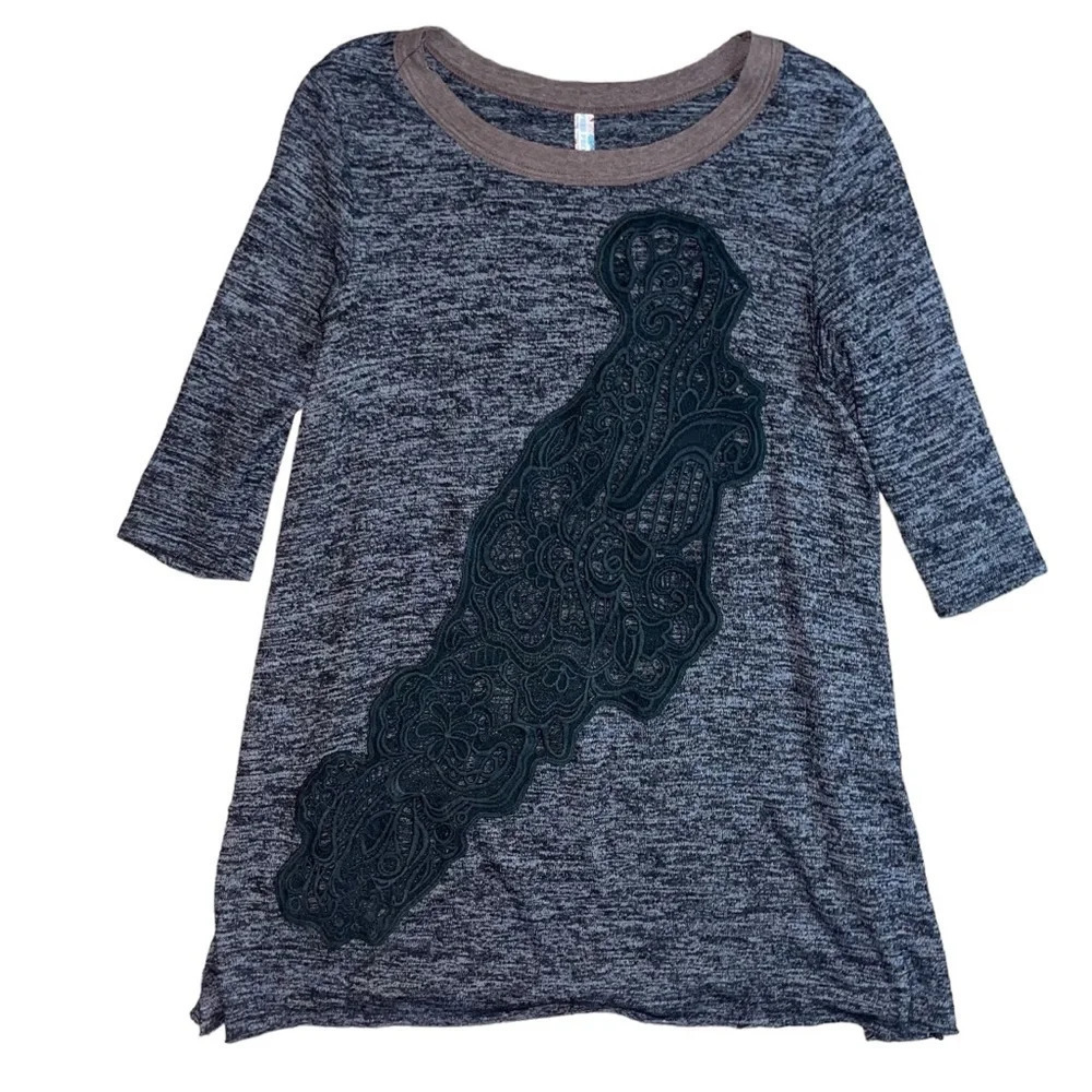FREE PEOPLE Gray Tunic Black Lace Cutout Top Women’s Size Medium Preppy Boho